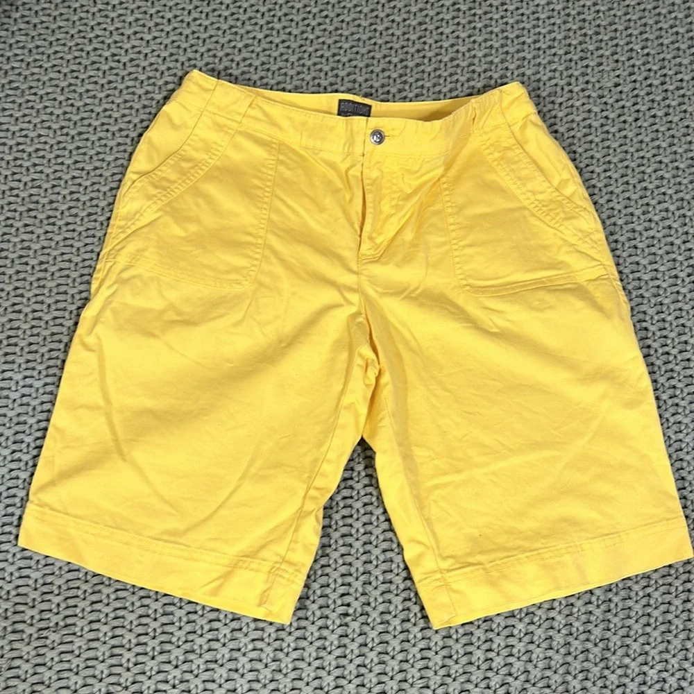 Chico’s Women’s Shorts Size S Yellow Color - Picture 2 of 13